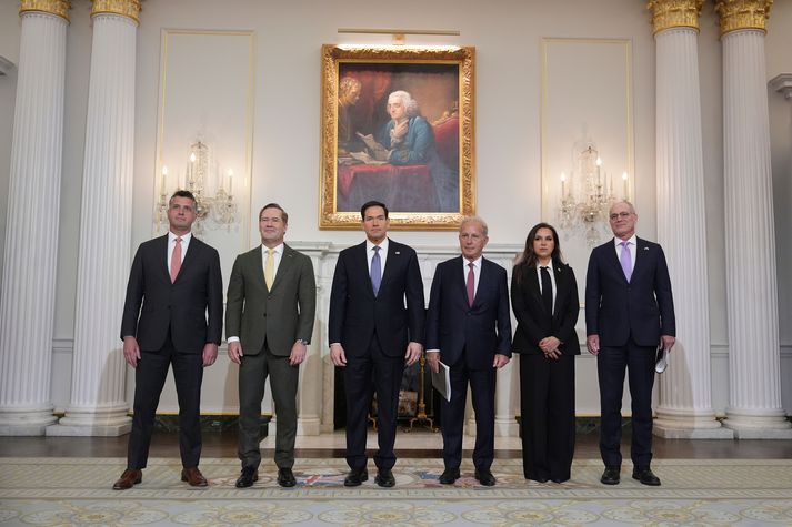 Fulltrúar Bandaríkjanna, Líbanon og Ísrael.