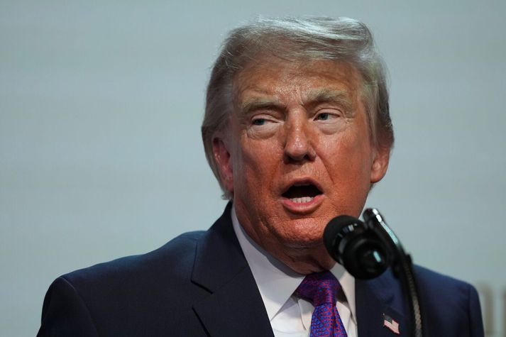 Donald Trump mun fá formlega afsökunarbeiðni frá dómsmálaráðuneytinu, sem fyrrverandi einkalögmaður hans stýrir, fyrir meinta vopnvæðingu réttarkerfisins gegn honum og fjölskyldu hans.