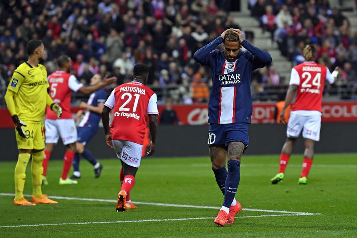 Neymar í leiknum gegn Stade Reims í gær.