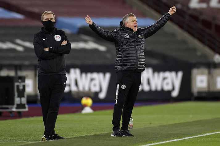 Chris Wilder á hliðarlínunni hjá Sheffield United en hann þarf kraftaverk til að bjarga liðinu frá falli úr ensku úrvalsdeildinni.