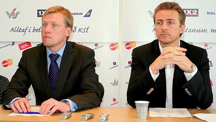Geir Þorsteinsson og Eyjólfur Sverrisson landsliðsþjálfari.