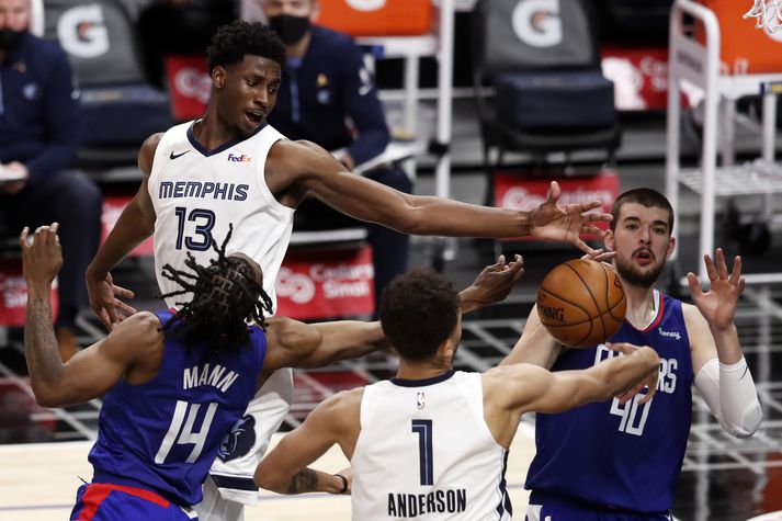 Jaren Jackson Jr. var öflugur í nótt