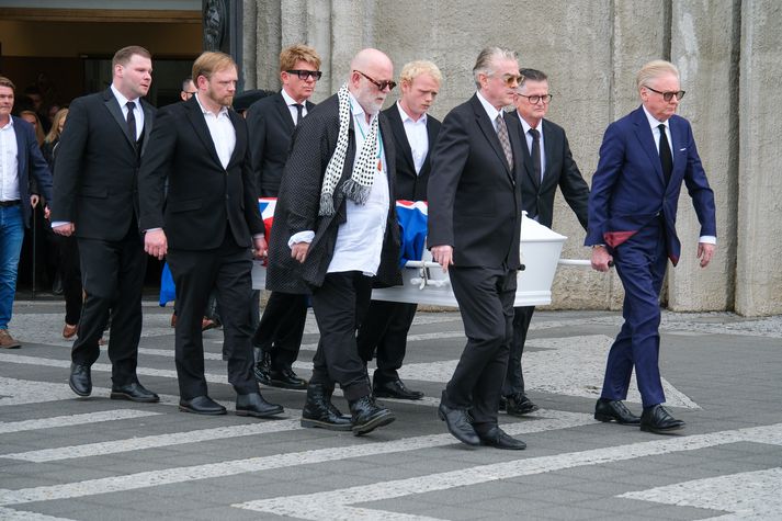 Kistuberar voru: Sigurjón Sighvatsson, Jónas R. Jónsson, Egill Eðvarðsson, Óttar Felix Hauksson, Karl B. Herman Gunnarsson, Zakarías Herman Gunnarsson, og Unnar Helgi Daníelsson.