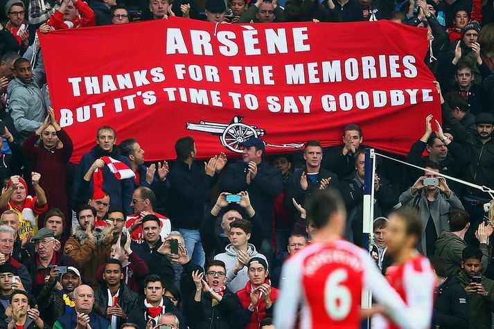 Borðinn sem stuðningsmenn Arsenal mættu með í gær.