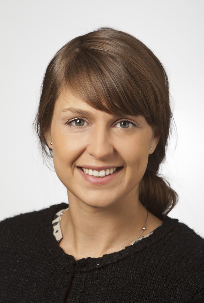 Kristín Tómasdóttir er höfundur bókanna Stelpur frá A-Ö og Stelpur geta allt.