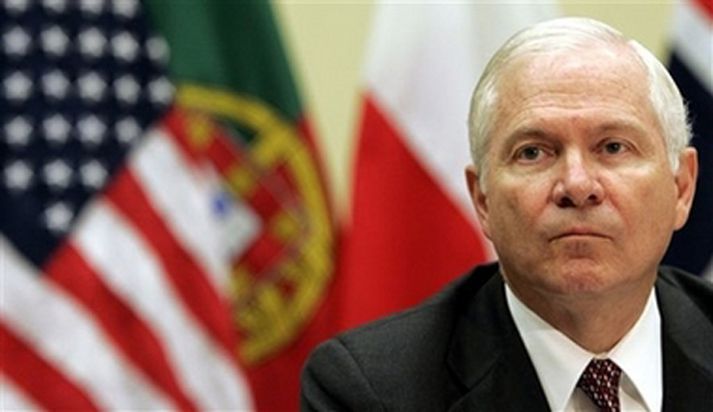 Robert Gates.
