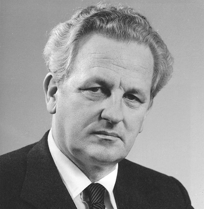 Benedikt Gröndal. F. 7. júlí 1924. L. 20. júlí 2010