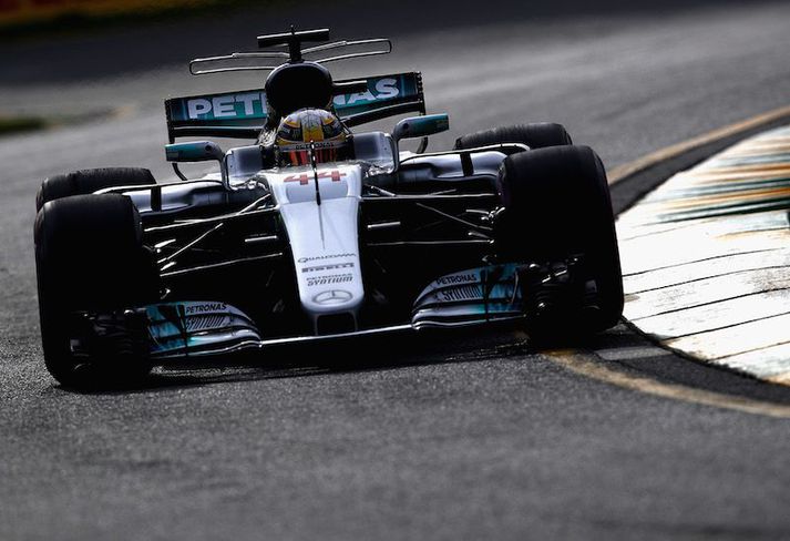 Lewis Hamilton sýndi að hann og Mercedes liðið unnu heimavinnuna sína í vetur.