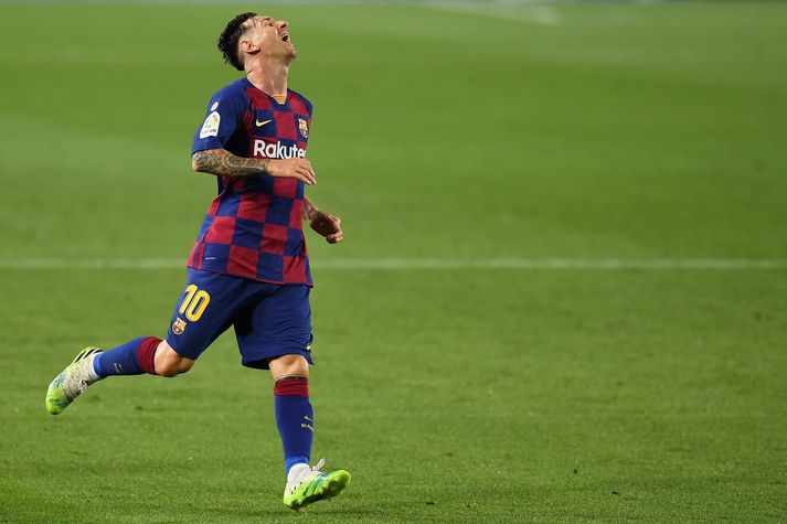 Messi skoraði sitt 700. mark á ferlinum í kvöld en það dugði ekki gegn öflugu liði Atletico Madrid.