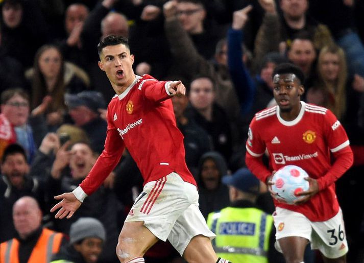 Cristiano Ronaldo fagnar marki fyrir Manchester United á móti Chelsea á síðasta tímabili.