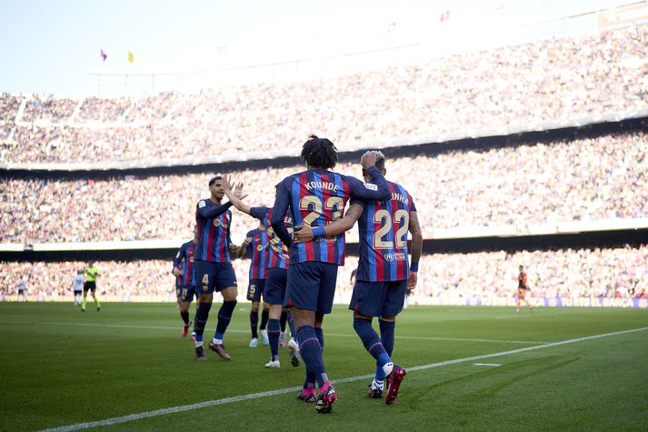 Barcelona er nú með tíu stiga forskot á toppi spænsku úrvalsdeildarinnar.