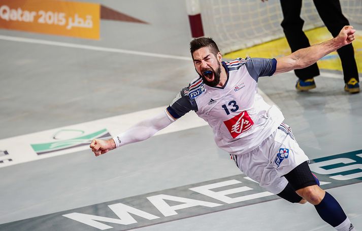 Karabatic fagnar marki í úrslitaleiknum.