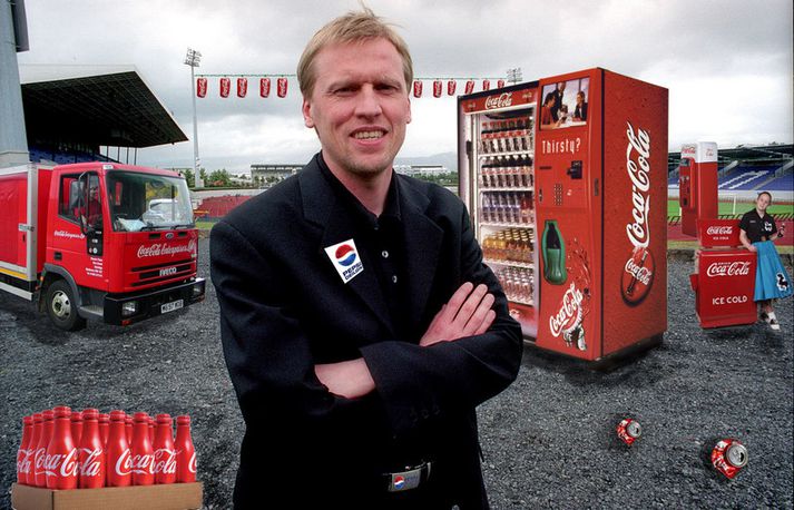 Formaður KSÍ segist drekka bæði Coke og Pepsi.