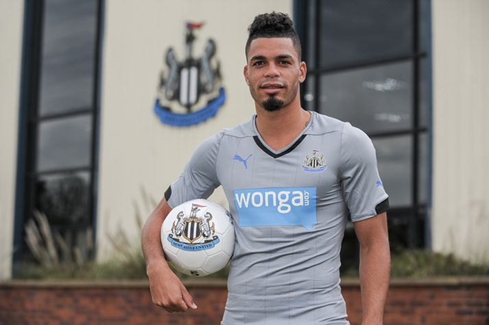 Emmanuel Riviere er einn af nýju leikmönnunum í herbúðum Newcastle United.