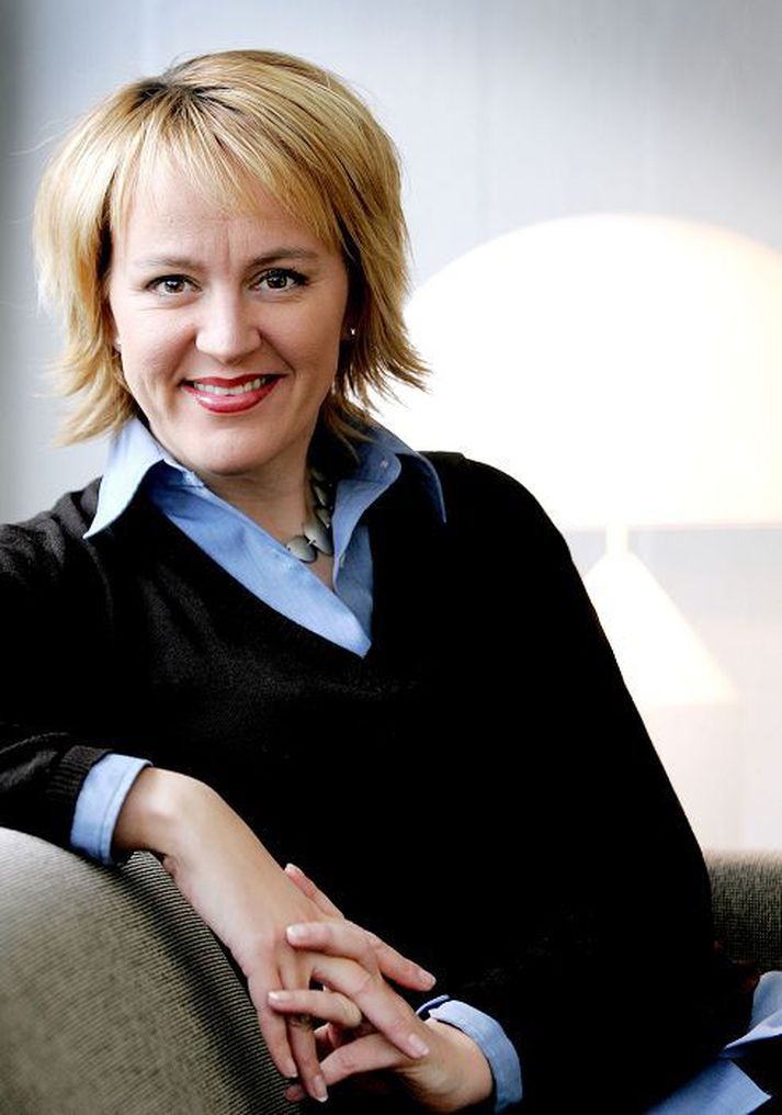 Hanna Birna Kristjánsdóttir Innanríkisráðherra skoðar einkaframkvæmdir í samöngum. Fréttablaðið/Valli