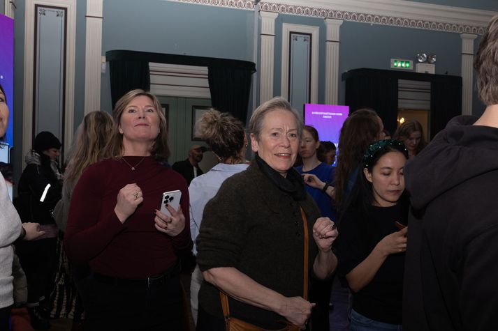 Ingibjörg Sólrún var í stuði í hádegisdansi.