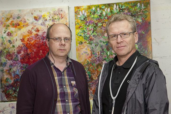 Eggert Pétursson og Þórarinn Eldjárn eru listamennirnir bak við jólakort Barnaheilla – Save the Children í ár.mynd/barnaheill