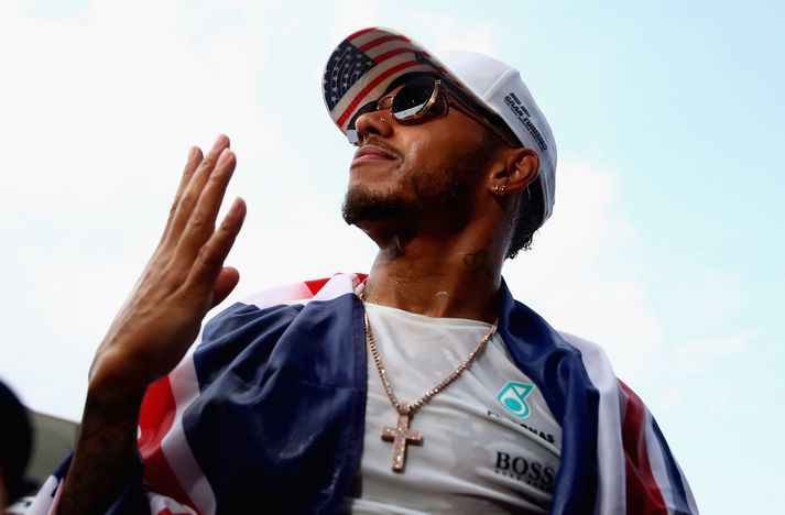 Lewis Hamilton fagnaði sínum fjórða heimsmeistaratitli síðustu helgi í Mexikó.