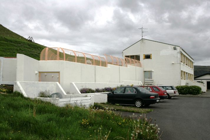 Var dæmdur til vistunar á Sogni.