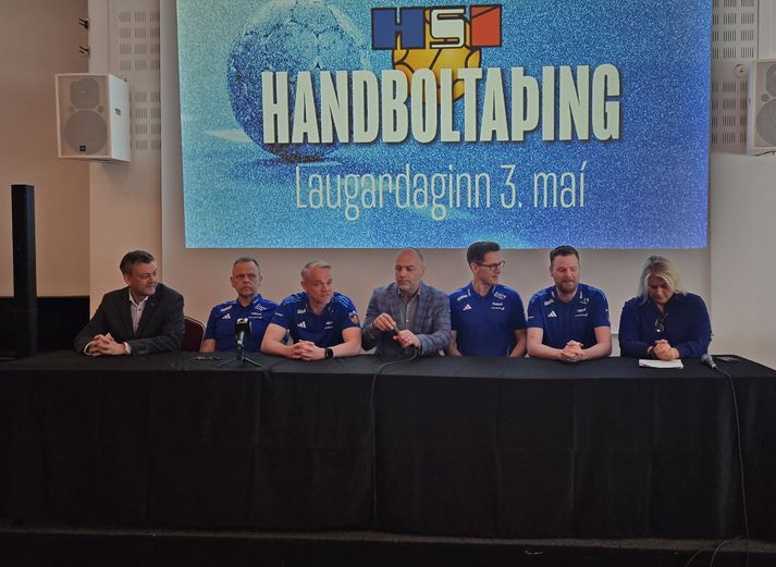 Þórir Hergeirsson (annar frá vinstri) á Handboltaþinginu í dag.