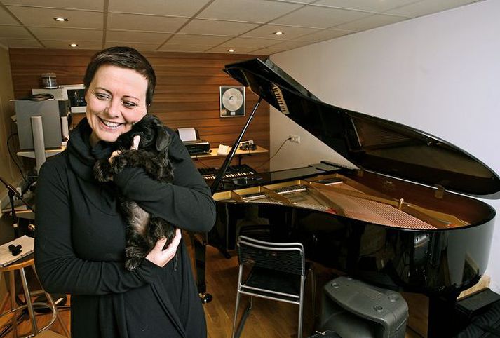 Ellen Kristjánsdóttir heldur útgáfutónleika á Kaffi Rósenberg í kvöld klukkan 21.