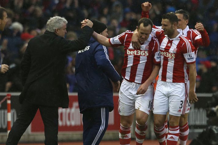 Charlie Adam skoraði bæði mörk Stoke.