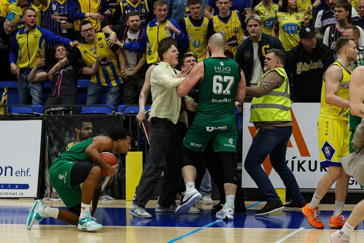 Dominykas Milka var rekinn úr húsi fyrir sinn þátt í slagsmálunum.