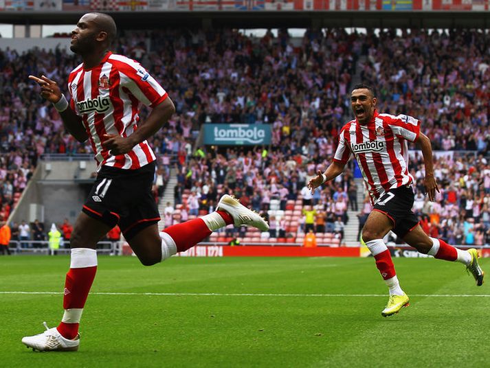 Darren Bent fagnar hér marki með Sunderland.