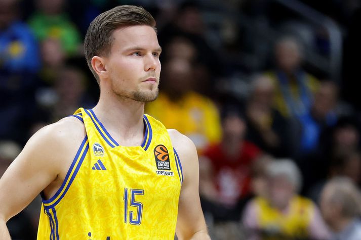 Alba Berlin v Crvena Zvezda Meridianbet Belgrade - Turkish Airlines EuroLeague BERLIN, GERMANY - JANUARY 25: Martin Hermannsson from Alba Berlin in action during the Turkish Airlines EuroLeague Regular Season Round 23 match between Alba Berlin and Crvena Zvezda Meridianbet Belgrade at Mercedes Benz Arena on January 25, 2024 in Berlin, Germany. (Photo by Inaki Esnaola/Getty Images)