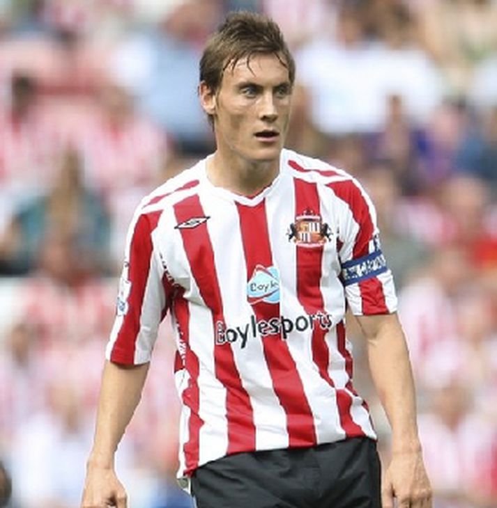 Dean Whitehead.