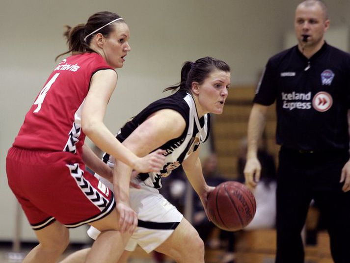 Hildur Sigurðardóttir skoraði 30 stig fyrir KR-liðið í kvöld.