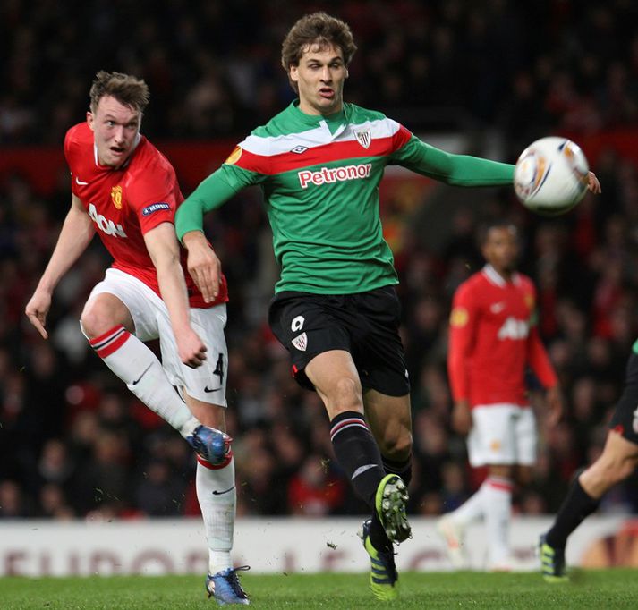 Llorente er hér í leik gegn Man. Utd í Meistaradeildinni.
