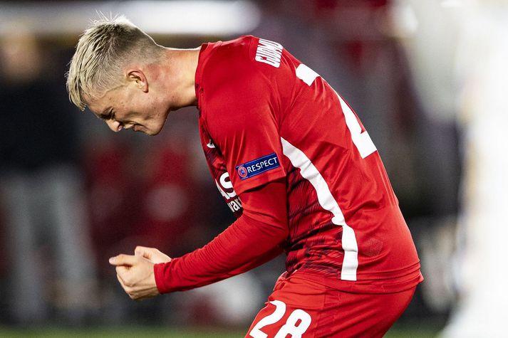 Albert Guðmundsson fagnar marki í sigri AZ Alkmaar í Evrópudeildinni í gærkvöldi.