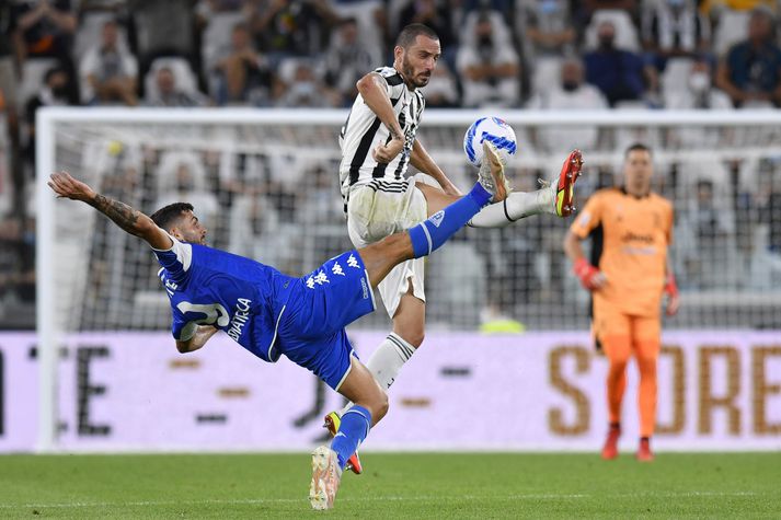 Leonardo Bonucci og félagar hafa ekki enn unnið leik í ítölsku úrvalsdeildinni á þessu tímabili.