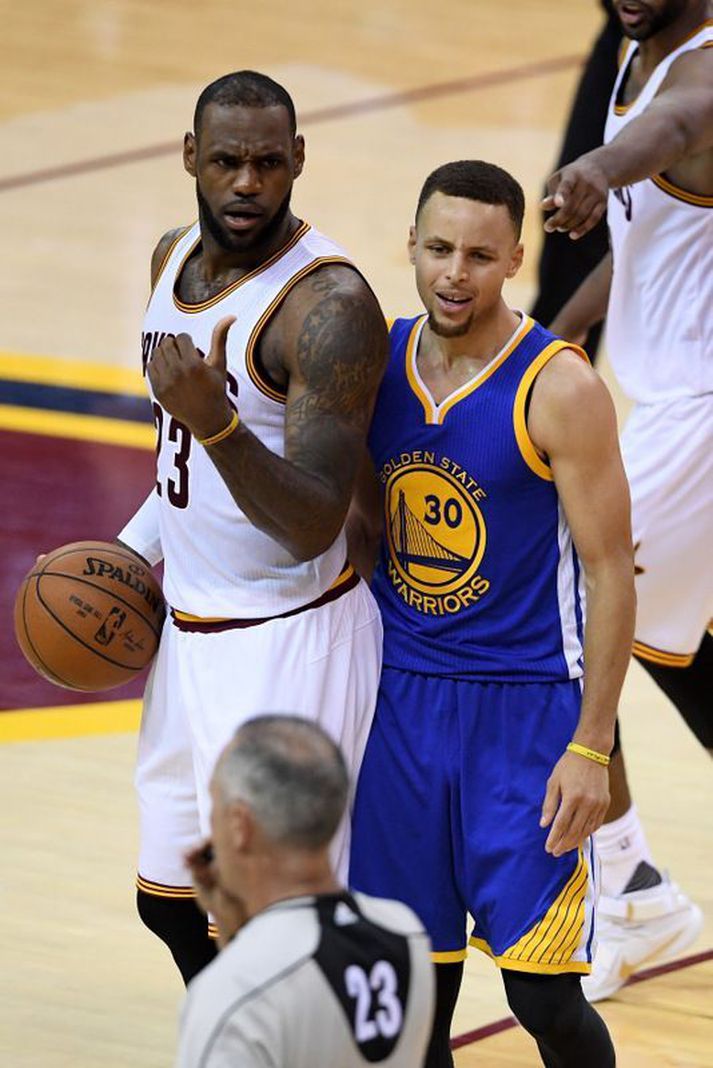 LeBron James og Stephen Curry.