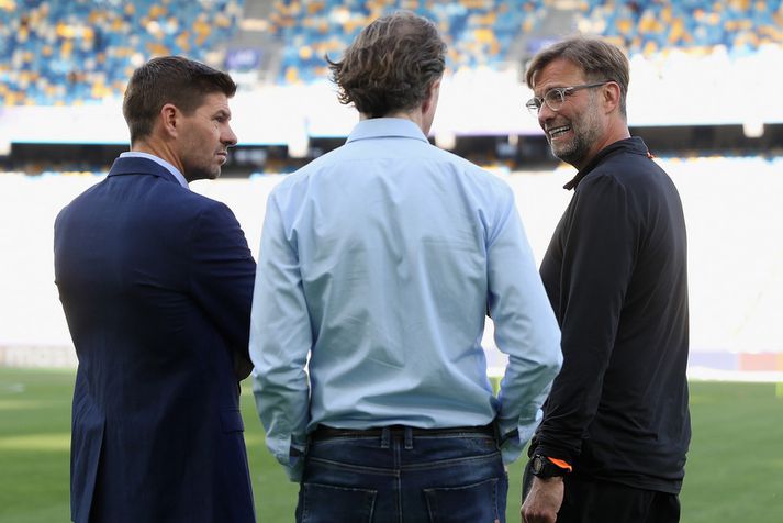 Steven Gerrard og Jürgen Klopp. Með þeim er Steve McManaman.