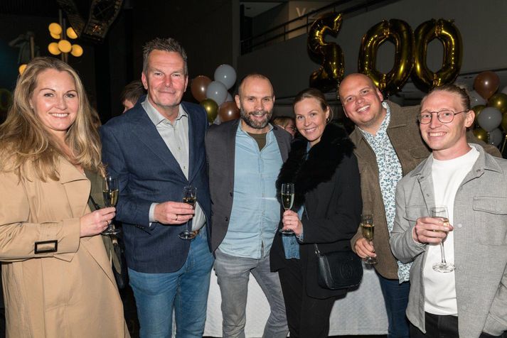 Svanhildur Hólm Valsdóttir, Logi Bergmann Eiðsson, Freyr Gíslason, Guðrún Jóna Stefánsdóttir, Sigurður Þorri Gunnarsson (Siggi Gunnars) og Sigmar Ingi Sigurgeirsson voru hress á sýningunni.