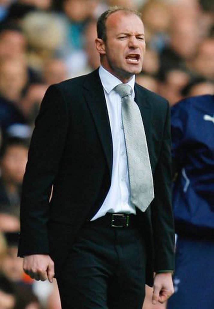 Alan Shearer lætur í sér heyra.