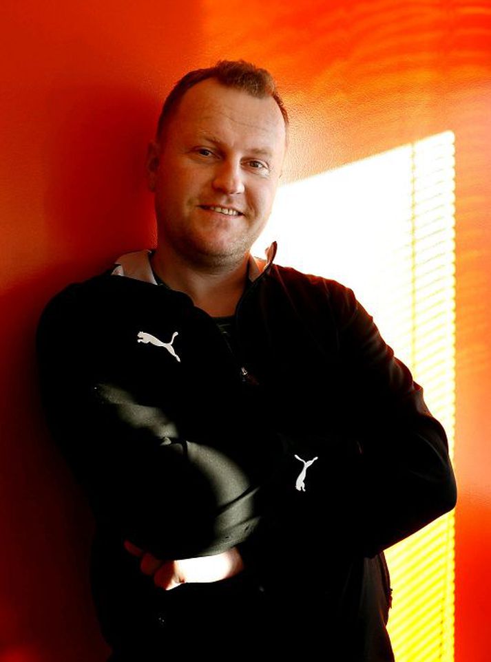 Gestur Valur Svansson, leikstjóri Tríós, hefur fengið góð viðbrögð við þáttunum. Á Facebook voru hins vegar margir ekki nógu ánægðir. Mynd/GVA