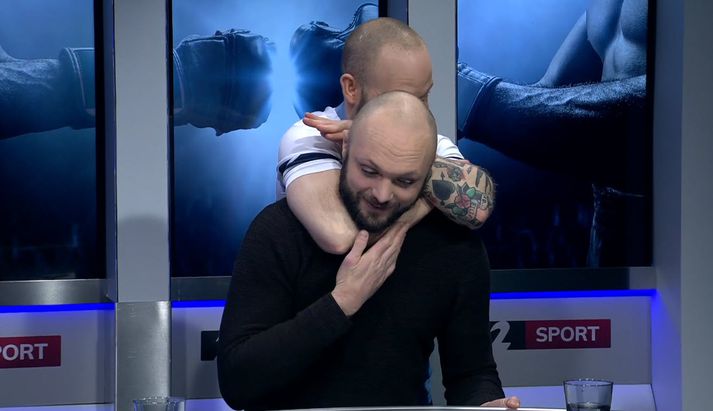 Pétur Marinó fær hér að kenna á því frá Ásgeiri Berki.