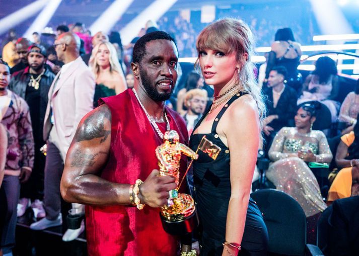 Diddy ásamt Taylor Swift á MTV-verðlaunahátíðinni í fyrra.