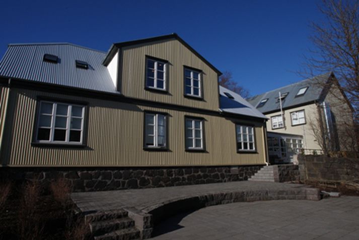 Höfuðstöðvar Baugs við Túngötu.