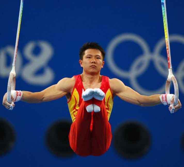 Chen Yibing í hringjunum.