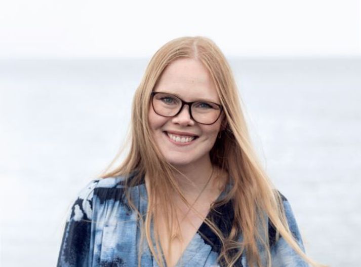 Arndís telur að ákvörðun um að skera niður í bókasafnssjóði sé illa ígrunduð, enda fari hún ekki saman við þau fyrirheit sem sett eru fram í stjórnarsáttmála.