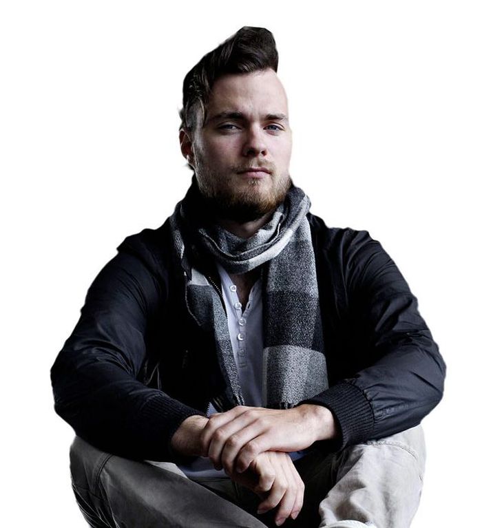Ásgeir Trausti hitar upp fyrir Of Monsters and Men í Evrópu.