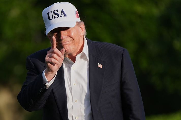 Frá því Donald Trump, forseti Bandaríkjanna, tók aftur við embætti forseta í janúar í fyrra hafa auðævi hans nærri því þrefaldast.