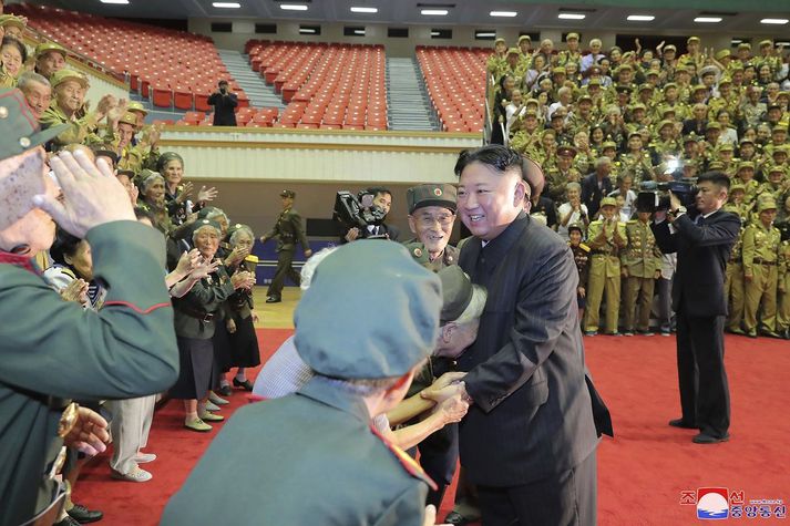 Kim Jong Un, einræðisherra Norður-Kóreu, varaði við því fyrr í sumar að næsta uppskera væri mjög mikilvæg.