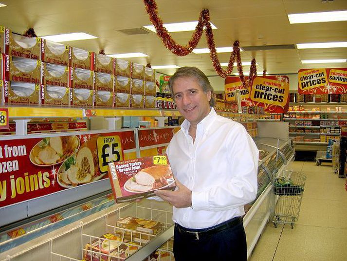 Macolm Walker Stofnandi og forstjóri bresku matvörukeðjunnar Iceland Foods bauð 200 milljarða króna í fyrirtækið fyrir um fjórum mánuðum. Skilanefnd Landsbankans, sem á tæplega 70 prósenta hlut, leit ekki við því. Fréttablaðið/Hafliði
