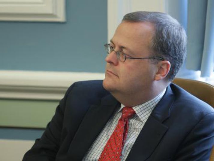 Gylfi Magnússon segir að stjórnendur Íslandsbanka verði að bera ábyrgð á ráðningu bankastjóra. Mynd/ Vilhelm.