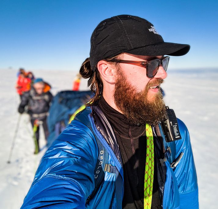 Tomasz Þór Veruson, ævintýragarpur og fjallaleiðsögumaður segir fátt jafnast á við hressilega útivist.